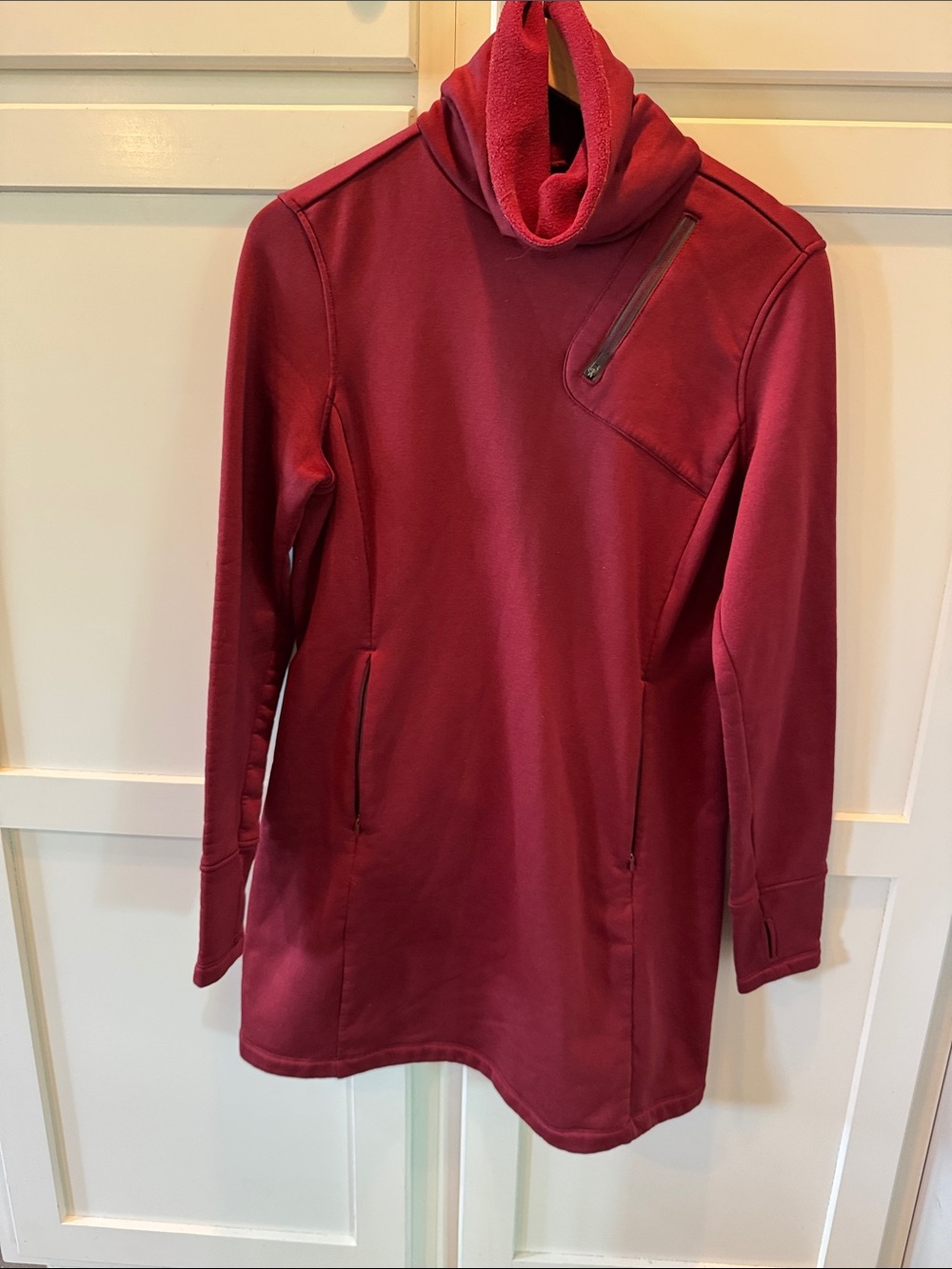 Title Nine Women's Red Funnel Neck Hiking Dress Pullover